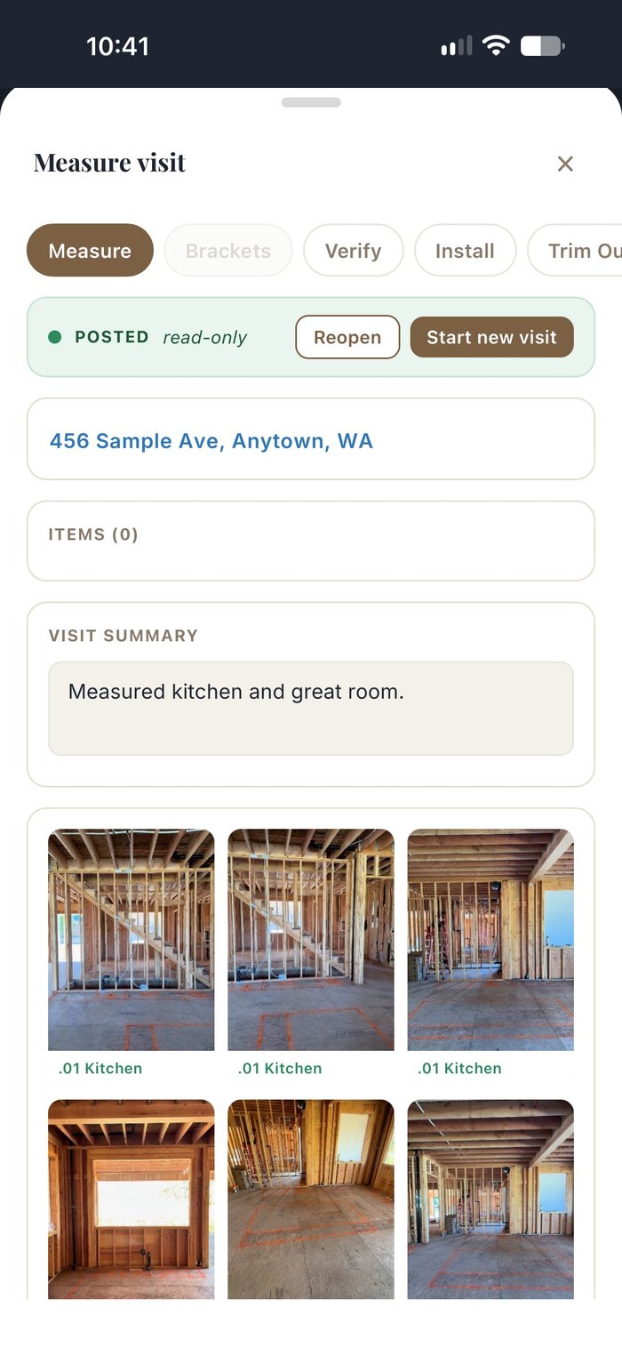 Job view on iPhone with address, schedule, field notes and Photo, Note and Issue buttons